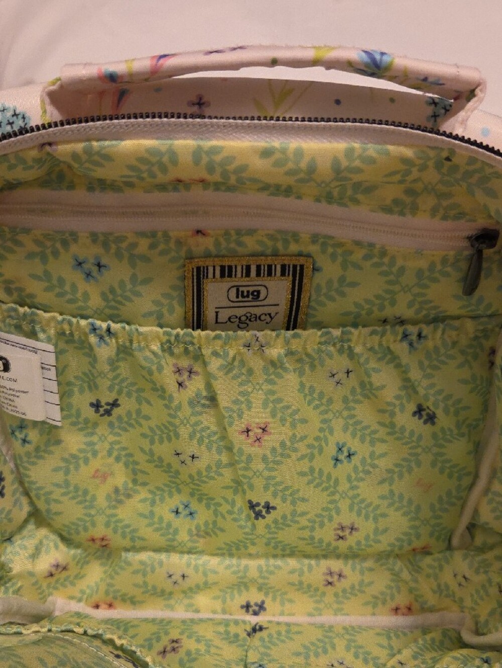 Lug LEGACY Ranger Quilted Floral Crossbody Bag - Cream - Picture 4 of 7